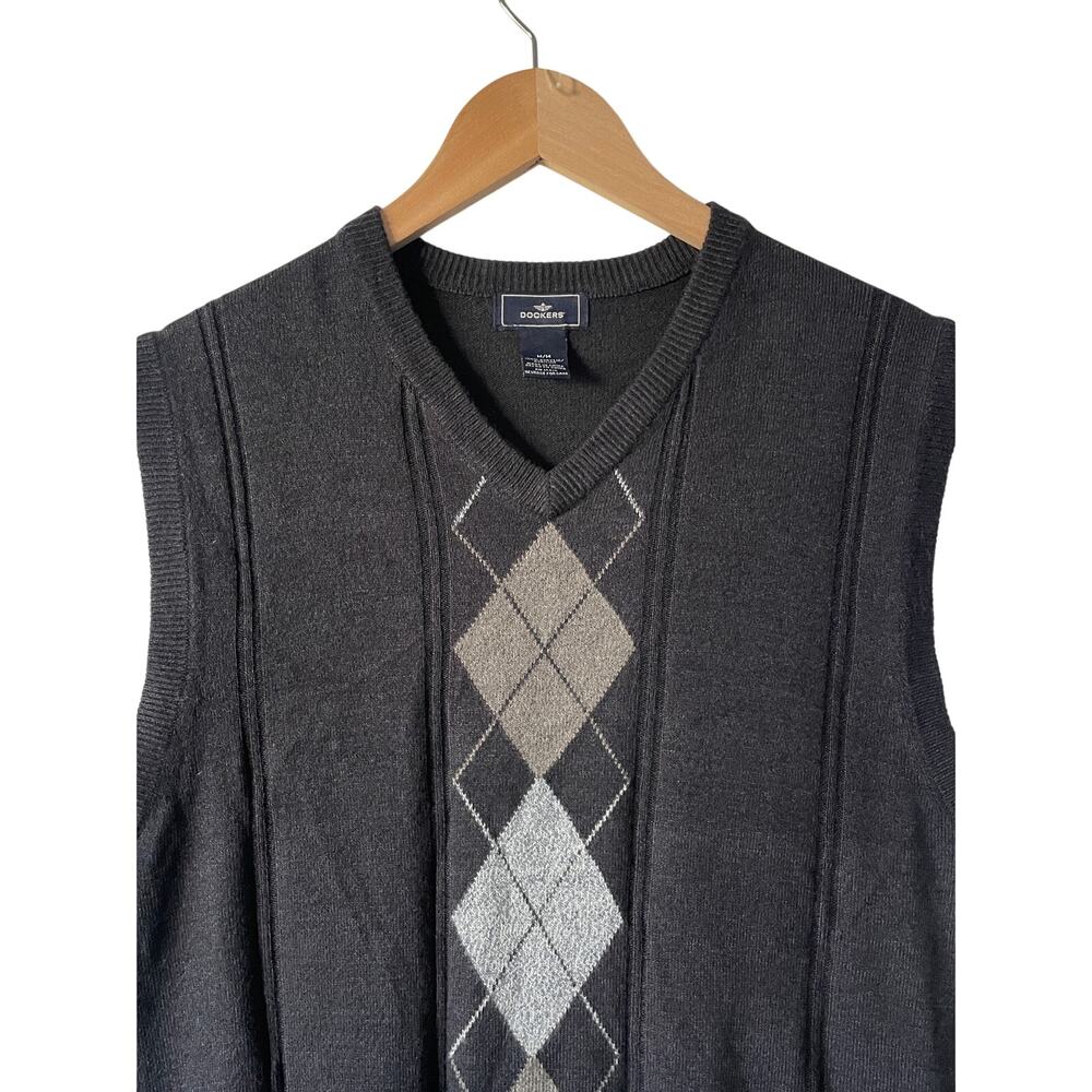 Dockers Mens Sweater Vest Argyle Preppy Navy Academia Pullover Size Medium - Picture 2 of 9